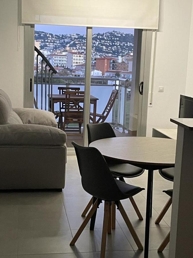 Magnifico Apartamento Cerca De La Playa Con Piscina - Roses Luaran gambar